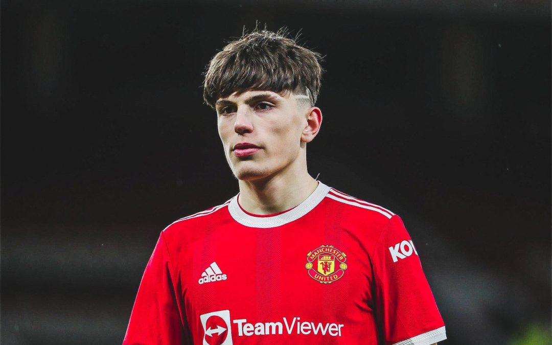 Manchester United y un lindo reconocimiento para Alejandro Garnacho