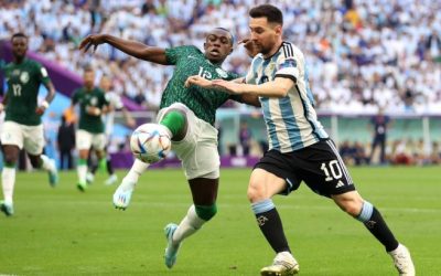 Locura por Messi: el futbolista de selección que tiene una valija con la cara de Lionel