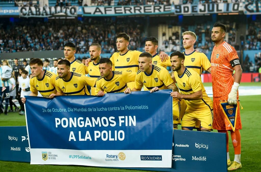 Noche negra para Boca: perdió ante Racing y dos jugadores salieron con molestias