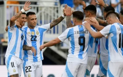 Atento Scaloni: el delantero de la Selección Argentina que puede cambiar de club en Europa